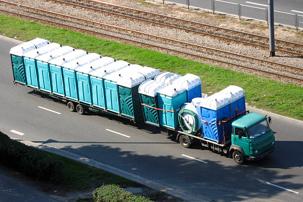 Best Portable restroom trailer rental  in Four Cners, OR